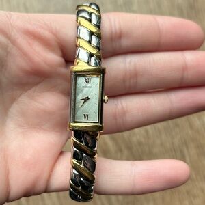 Seiko Ladies Watch Vintage Two Tone Bracelet Silver Dial Curve Crystal 13mm